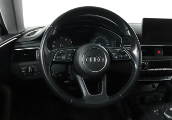 Подержанный автомобиль Audi A5 Liftback 2017 года (18 фото)