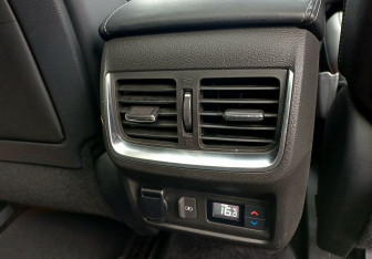 Подержанный автомобиль Infiniti QX50 2019 года (27 фото)