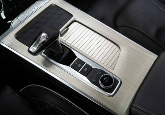 Подержанный автомобиль Exeed VX 2022 года (12 фото)