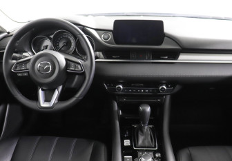 Подержанный автомобиль Mazda 6 Sedan 2020 года (16 фото)