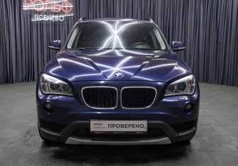 Подержанный автомобиль BMW X1 2013 года (2 фото)