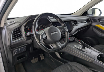 Подержанный автомобиль Haval F7x 2021 года (18 фото)