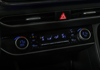 Подержанный автомобиль Hyundai Sonata 2019 года (19 фото)