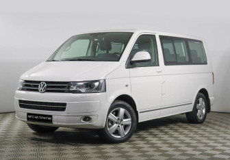 Подержанный автомобиль Volkswagen Multivan 2014 года (1 фото)