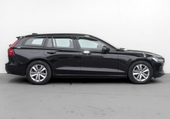 Подержанный автомобиль Volvo V60 2020 года (4 фото)