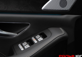 Подержанный автомобиль Jetour X90 2024 года (16 фото)