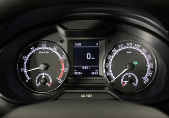 Подержанный автомобиль Skoda Octavia Liftback 2020 года (12 фото)