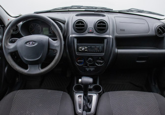 Подержанный автомобиль LADA (ВАЗ) Granta Sedan 2012 года (13 фото)