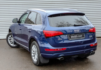 Подержанный автомобиль Audi Q5 2015 года (7 фото)