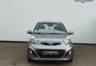 Подержанный автомобиль Kia Picanto 2013 года (2 фото)