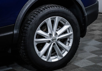 Подержанный автомобиль Nissan Qashqai 2018 года (15 фото)