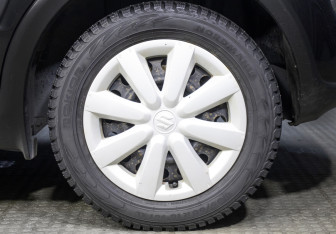 Подержанный автомобиль Suzuki SX4 Hatchback 2014 года (22 фото)