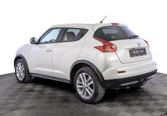 Подержанный автомобиль Nissan Juke 2014 года (7 фото)