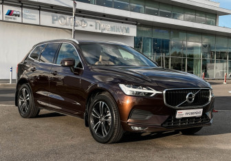 Подержанный автомобиль Volvo XC60 2019 года (3 фото)