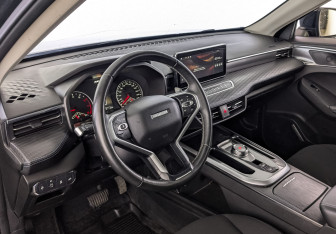 Подержанный автомобиль Haval Jolion 2023 года (15 фото)