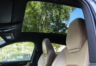 Подержанный автомобиль Porsche Cayenne 2019 года (12 фото)