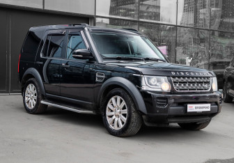 Подержанный автомобиль Land Rover Discovery 2014 года (3 фото)