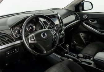 Подержанный автомобиль SsangYong Actyon 2013 года (7 фото)