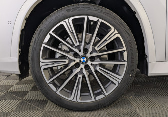 Новый BMW X1 2025 (7 фото)