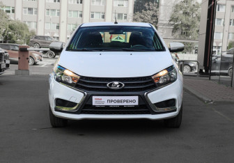 Подержанный автомобиль LADA (ВАЗ) Vesta Sedan 2020 года (2 фото)