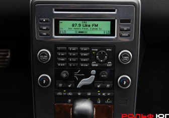 Подержанный автомобиль Volvo S80 2010 года (13 фото)