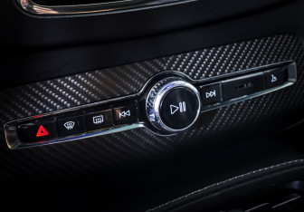 Подержанный автомобиль Volvo XC90 2019 года (17 фото)