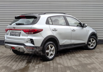 Подержанный автомобиль Kia Rio Hatchback 2021 года (5 фото)