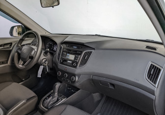 Подержанный автомобиль Hyundai Creta 2018 года (13 фото)