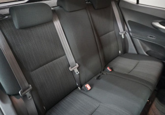 Подержанный автомобиль Toyota Auris Hatchback 2007 года (12 фото)