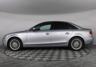 Подержанный автомобиль Audi A4 Sedan 2015 года (8 фото)