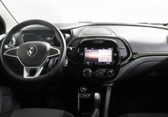 Подержанный автомобиль Renault Kaptur 2021 года (6 фото)