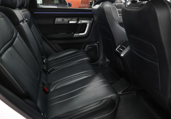 Подержанный автомобиль Jaecoo J7 2023 года (12 фото)