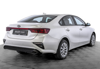 Подержанный автомобиль Kia Cerato Sedan 2020 года (5 фото)