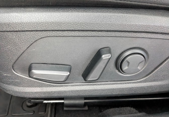 Подержанный автомобиль Hyundai Sonata 2022 года (30 фото)