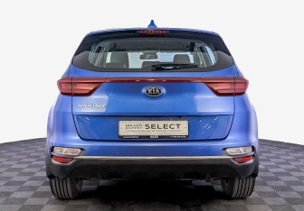 Подержанный автомобиль Kia Sportage 2021 года (6 фото)