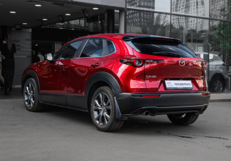 Подержанный автомобиль Mazda CX-30 2021 года (6 фото)