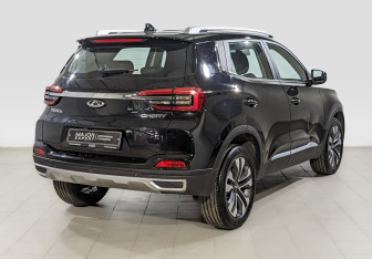 Подержанный автомобиль Chery Tiggo 4 2022 года (5 фото)