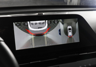 Подержанный автомобиль Omoda C5 2024 года (14 фото)