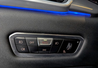 Подержанный автомобиль BMW X5 2021 года (29 фото)