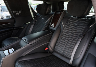 Подержанный автомобиль Cadillac Escalade Suv 2022 года (13 фото)
