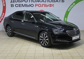 Подержанный автомобиль Skoda Superb Liftback 2023 года (3 фото)