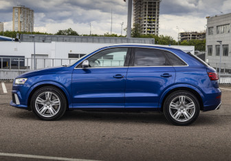 Подержанный автомобиль Audi RS Q3 2014 года (8 фото)