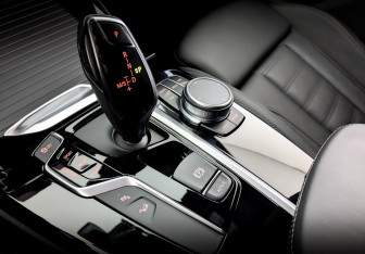 Подержанный автомобиль BMW X3 2019 года (29 фото)