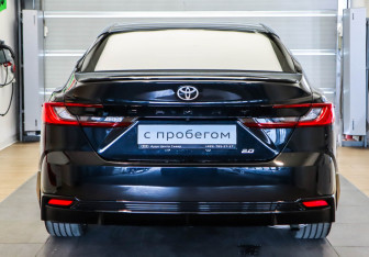 Новый Toyota Camry Sedan 2024 (5 фото)