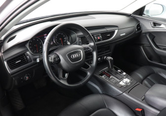 Подержанный автомобиль Audi A6 Sedan 2018 года (9 фото)