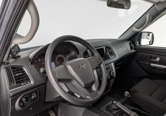 Подержанный автомобиль УАЗ Patriot 2022 года (15 фото)