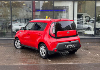 Подержанный автомобиль Kia Soul 2014 года (6 фото)