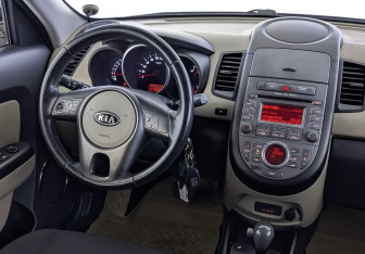 Подержанный автомобиль Kia Soul 2012 года (28 фото)