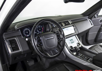 Подержанный автомобиль Land Rover Range Rover Sport 2021 года (24 фото)