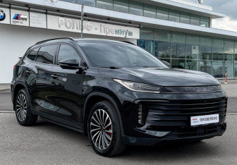 Подержанный автомобиль Exeed TXL 2023 года (3 фото)